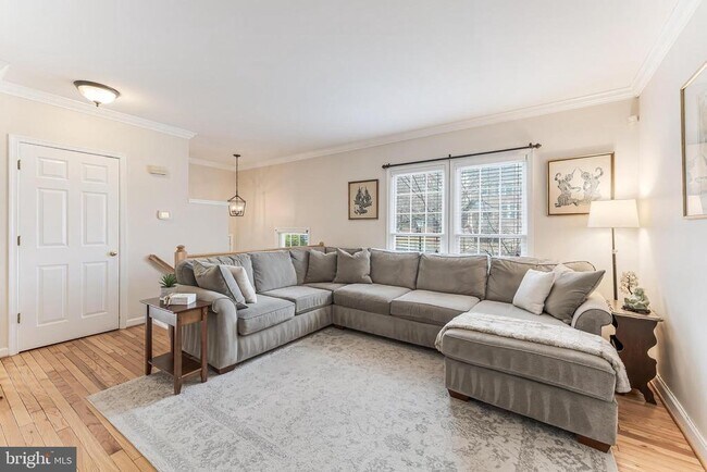 Building Photo - 12165 Abbey Glen Ct