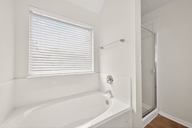 Building Photo - 6030 Wildbriar Ln