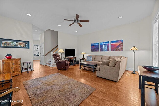 Building Photo - 3908 Harkers Way