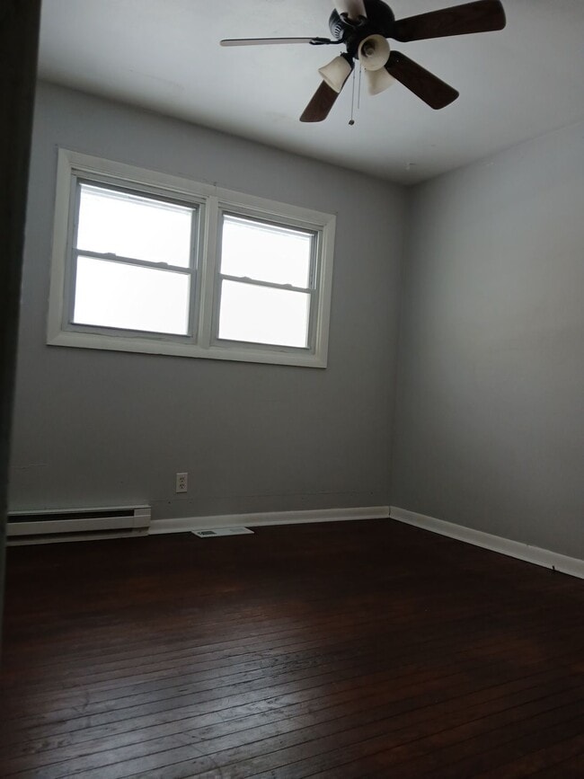 Building Photo - 4610 Illinois St