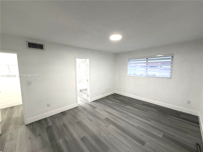 Building Photo - 7155 W 2nd Way