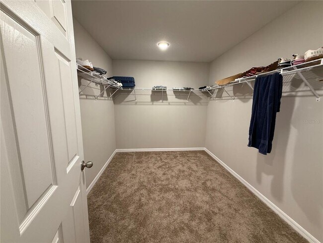 Building Photo - 3464 Dahlia Dr