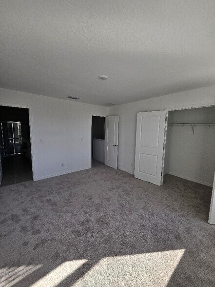 Building Photo - 16515 San Nicola Pl