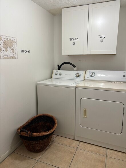 Washer & Dryer - 5433 Brookswood Way