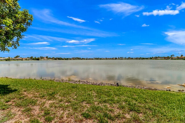 Building Photo - 7023 Mill Pond Cir