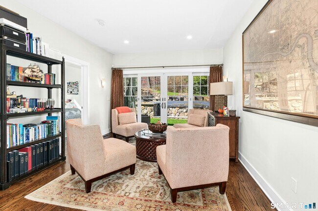 Building Photo - 9 Dancing Bear Rd