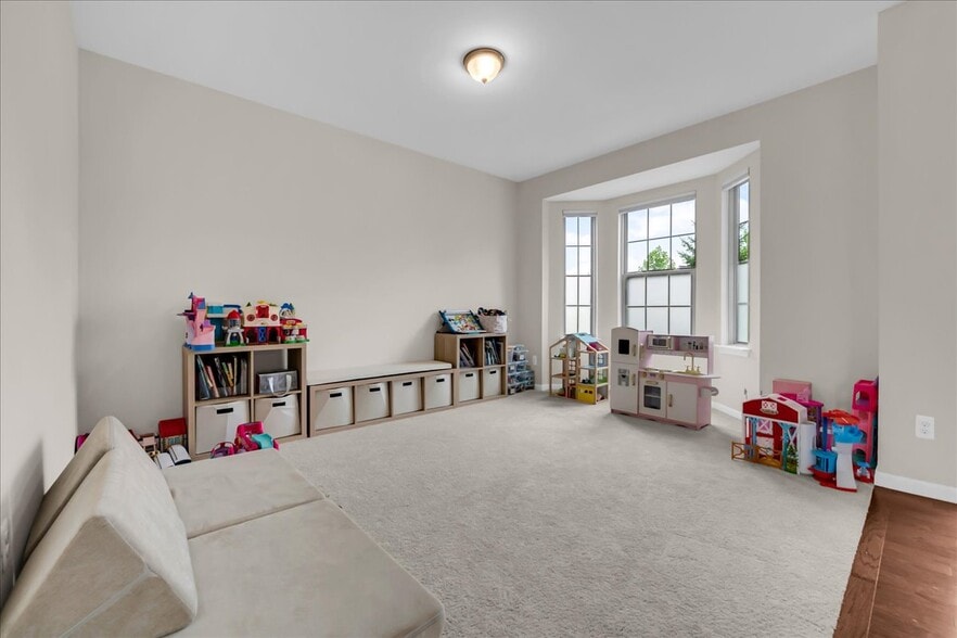 Building Photo - 41761 Steinbeck Gln
