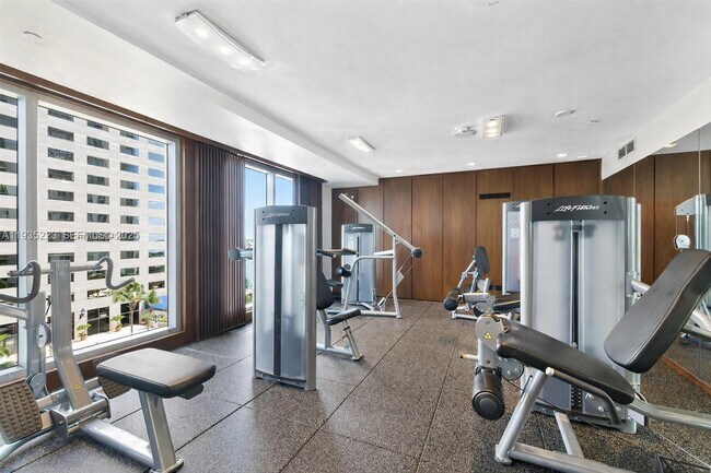 Building Photo - 325 S Biscayne Blvd