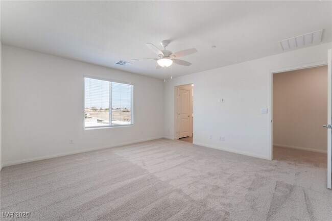 Building Photo - 1027 Gentle Swan