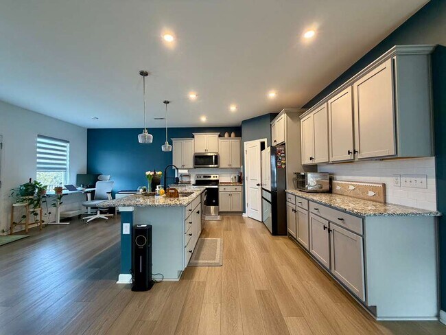 Building Photo - 14036 Canemeadow Dr