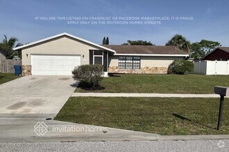 Building Photo - 132 La Mancha Ave
