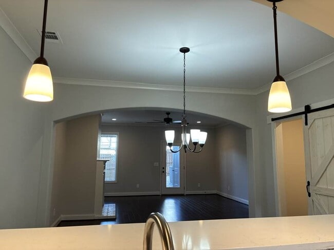 Building Photo - 999 Lennox Blvd