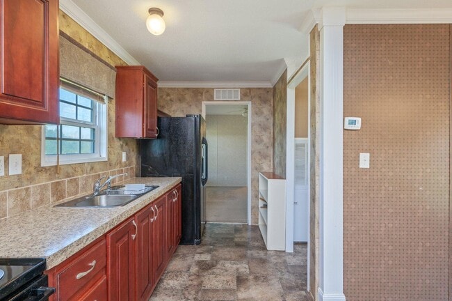 Building Photo - 2295 Bermuda Ln