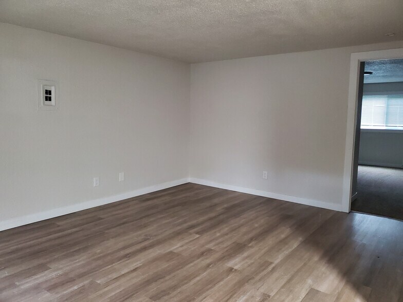 Living Room - 3819 12th Ave SE
