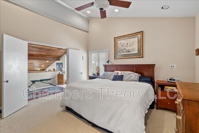 Building Photo - 8709 Hidden Hill Ln