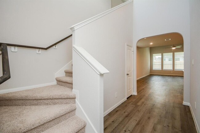Building Photo - 2745 Williams Grv Ct