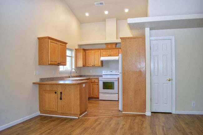 Building Photo - 1648 Nunnwood Ln