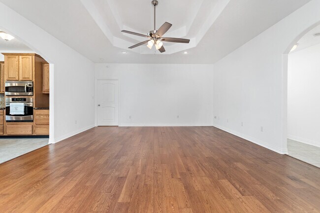 Building Photo - 100 Dillons Way