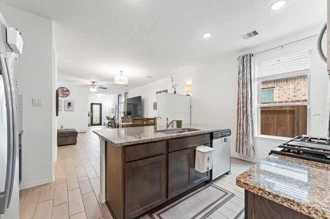 Building Photo - 23026 Undertaken Path