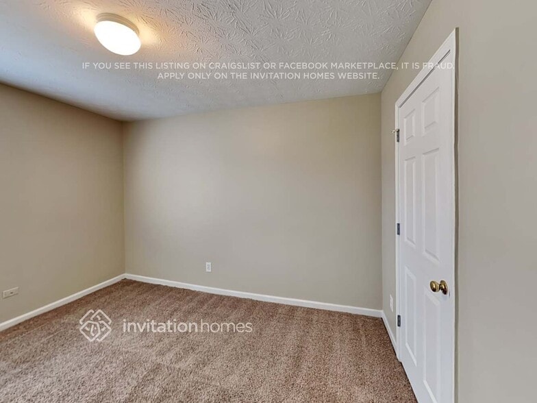 Building Photo - 4536 Parkway Cir