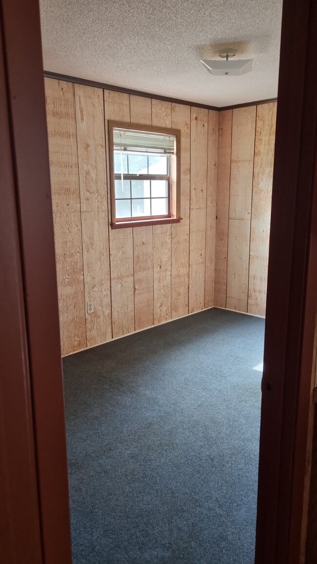 Building Photo - Oak Ridge Apartment