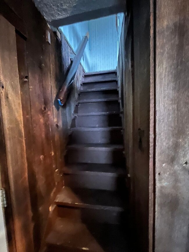 Building Photo - Two Bedroom Home on Austin Lake