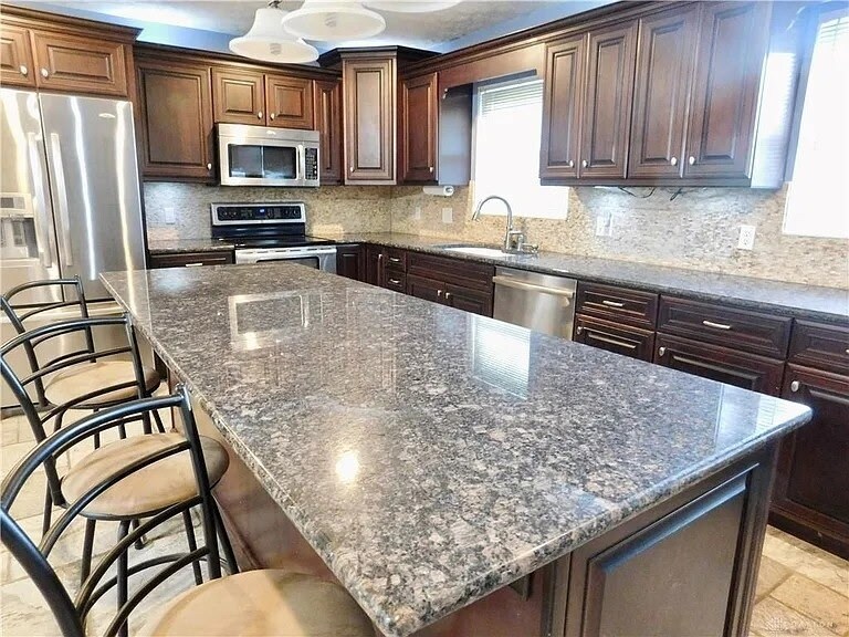 Building Photo - 4792 Pyrmont Rd