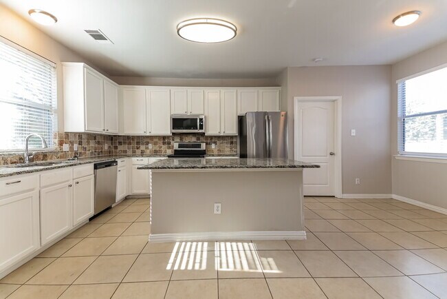 Building Photo - 9900 Concord Dr