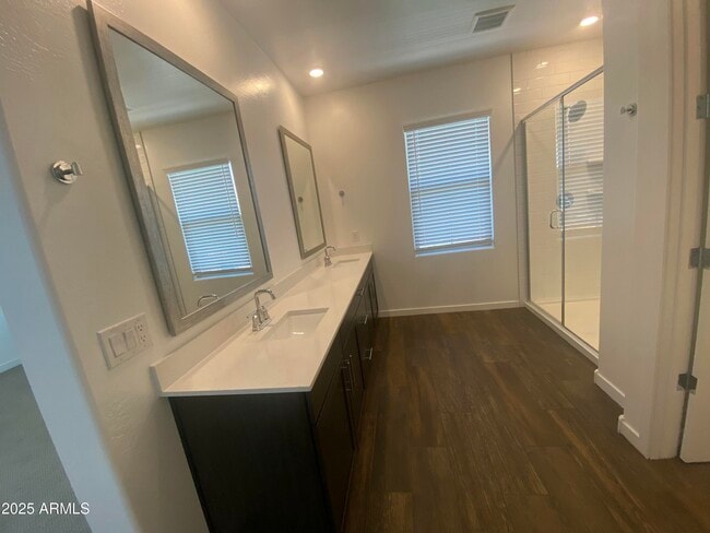 Building Photo - 4077 S Sabrina Dr