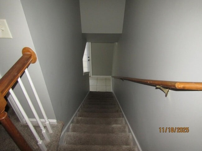 Building Photo - 4128 Horseshoe Rd N