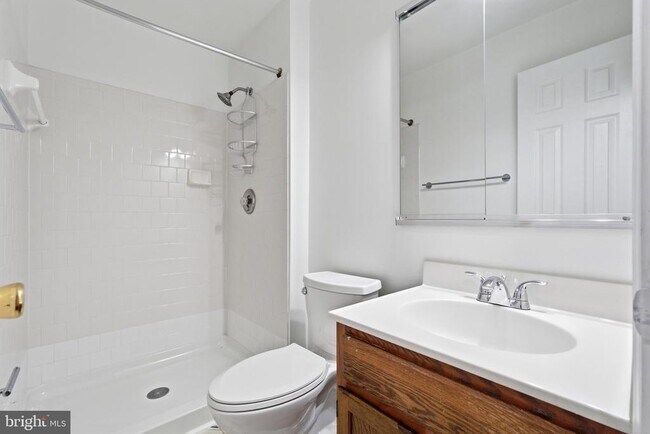 Building Photo - 9663 Franklin Woods Pl