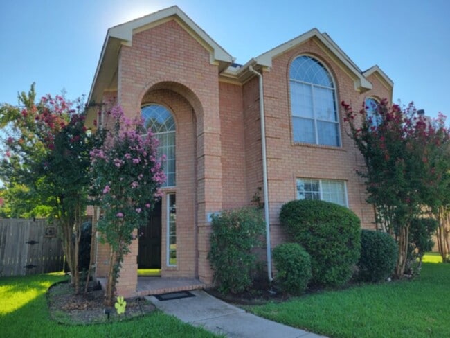 Building Photo - *****3 BEDROOM HOME IN PLANO***** CUSTER CREEK ESTATES****