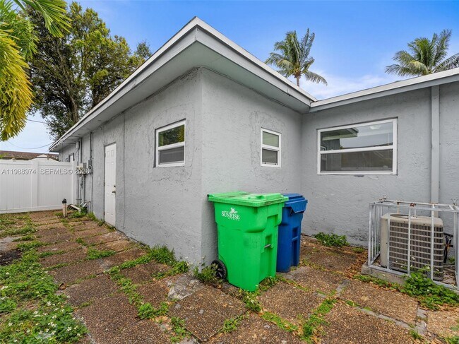 Building Photo - 5880 NW 19th St