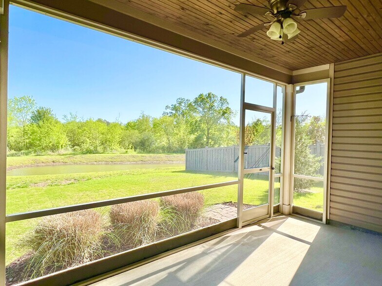 Building Photo - 96 Huntley Meadows Dr