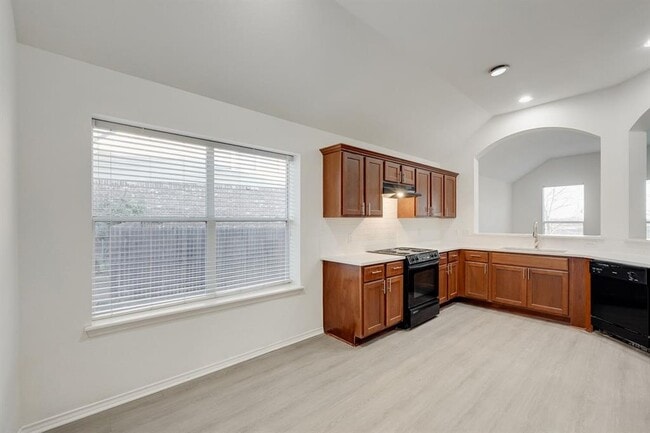 Building Photo - 298 Fall Dr