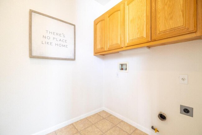 Building Photo - 1642 Welford Cir
