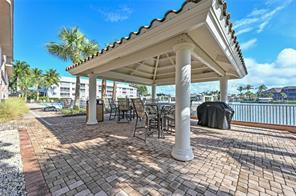 Building Photo - 10620 Gulf Shore Dr