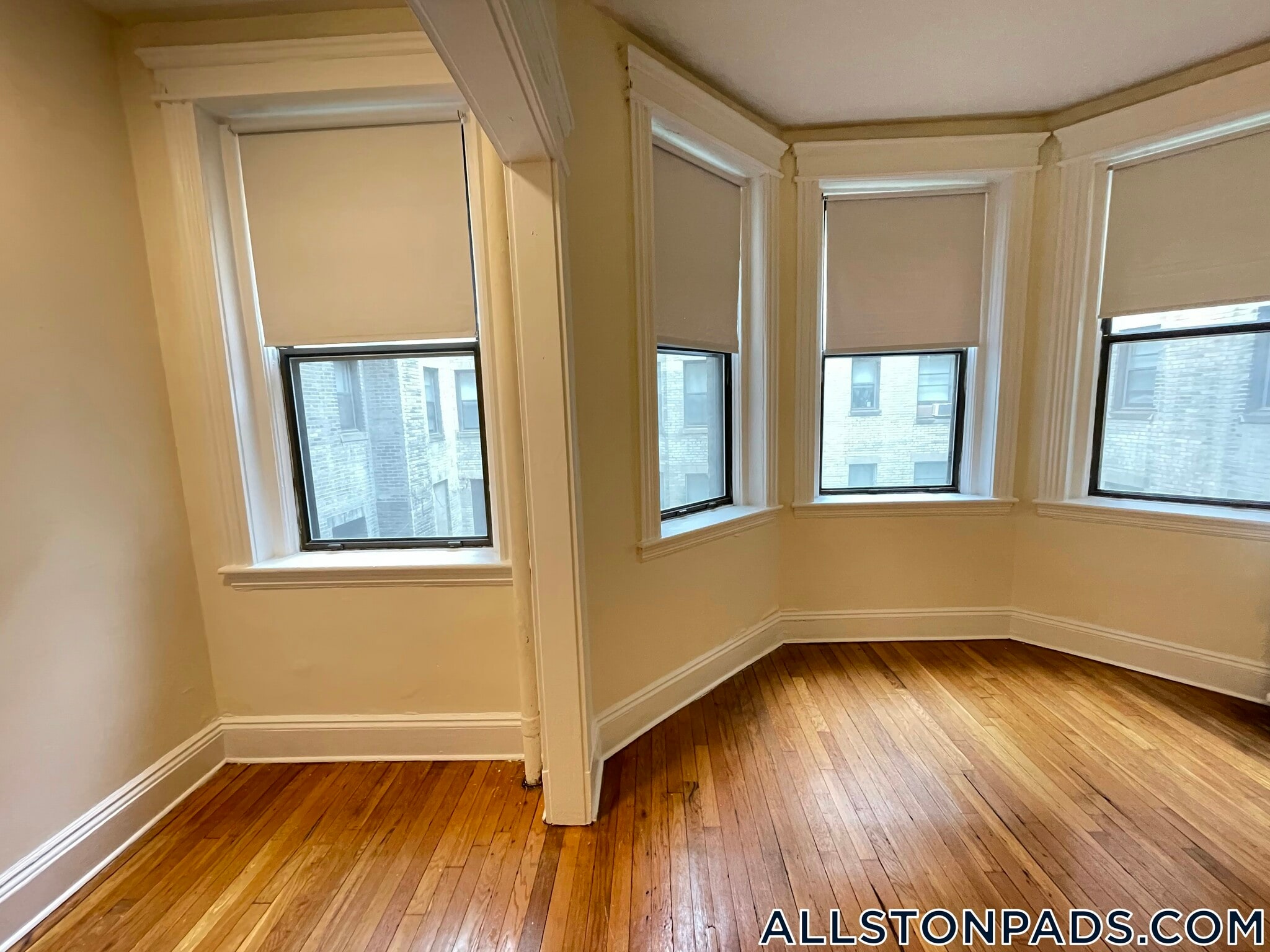 Building Photo - 1148 Commonwealth Ave