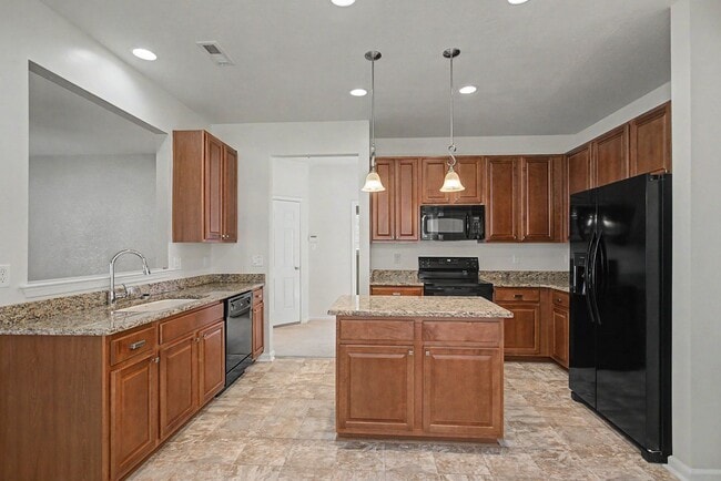 Building Photo - 354 Canaan Cir