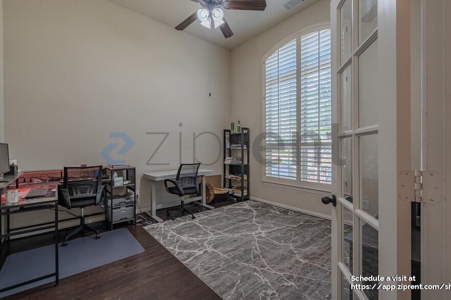 Building Photo - 27115 Downing Park Blvd