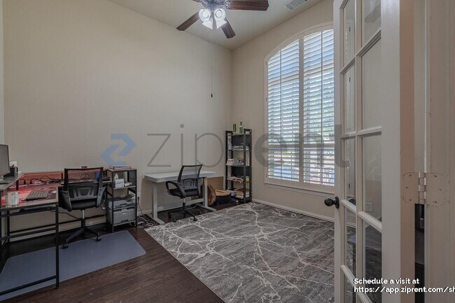 Building Photo - 27115 Downing Park Blvd