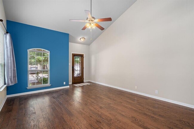 Building Photo - 8540 White Ibis Dr