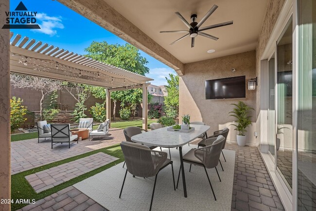 Building Photo - 3258 E Tina Dr