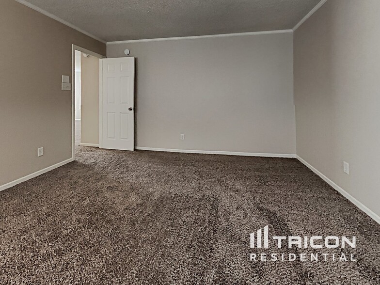 Building Photo - 3402 Carica Dr