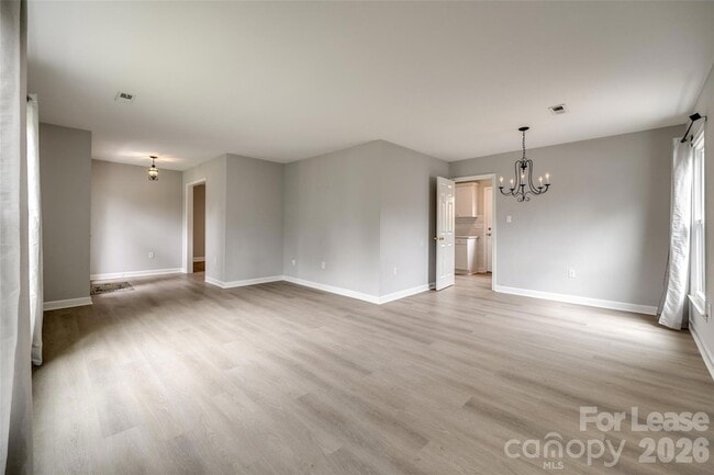 Building Photo - 7324 Killingdeer Ln