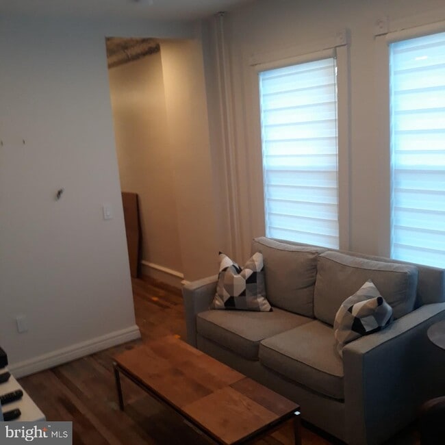 Primary Photo - 1201 Penn Ave