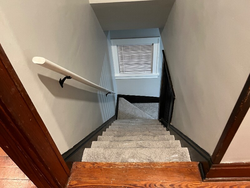 Building Photo - 221-223-223 S State St