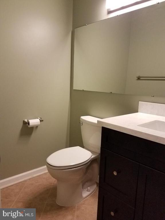 Building Photo - 5551 Winford Ct