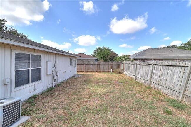 Building Photo - 7833 Wolverine Dr