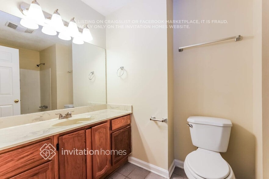 Building Photo - 1120 Jennings Dr